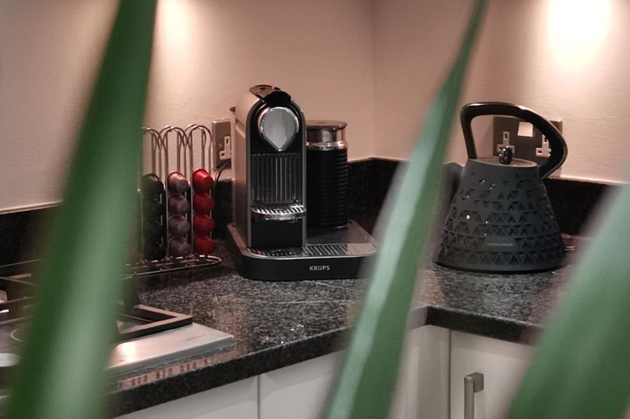 Holiday home Perfectly Located 4 Storey Townhouse With 2 Parking Spaces In Harrogate